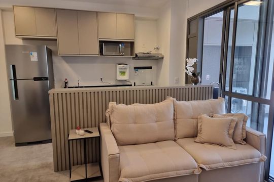 Sala de apartamento à venda com 2 quartos, 68m² em Itaim Bibi, São Paulo
