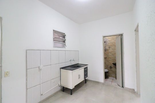 Cozinha de casa para alugar com 1 quarto, 40m² em Vila Sao Pedro, São Paulo