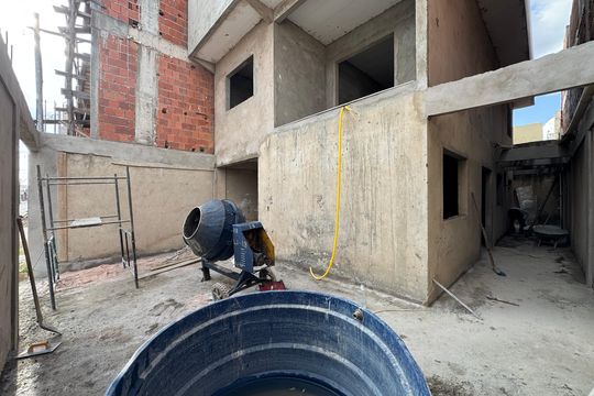 Casa à venda com 4 quartos, 258m² em Guará, Brasília