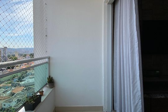 Varanda de apartamento à venda com 2 quartos, 54m² em Quitaúna, Osasco