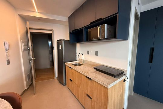 Cozinha de kitnet/studio à venda com 1 quarto, 40m² em Barra da Tijuca, Rio de Janeiro