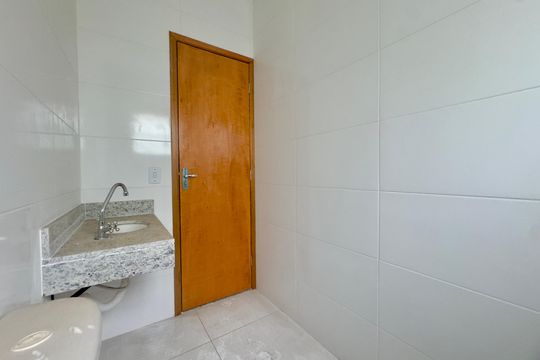 Banheiro 2 de casa à venda com 3 quartos, 160m² em Jardim Vera, Guarulhos