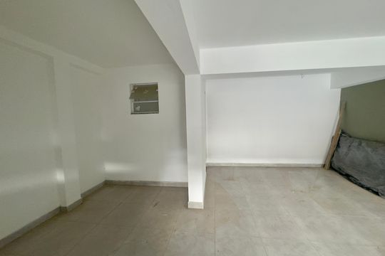 Garagem de casa à venda com 3 quartos, 160m² em Jardim Vera, Guarulhos