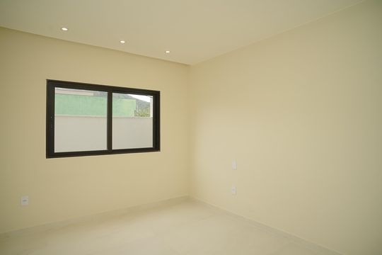 Quarto 2 de casa de condomínio para alugar com 3 quartos, 258m² em Bosque Fundo, Maricá
