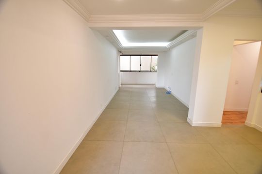 Sala de apartamento para alugar com 2 quartos, 96m² em Cambuí, Campinas