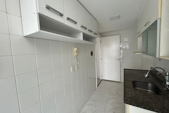 Cozinha de apartamento à venda com 2 quartos, 63m² em Vila Valqueire, Rio de Janeiro