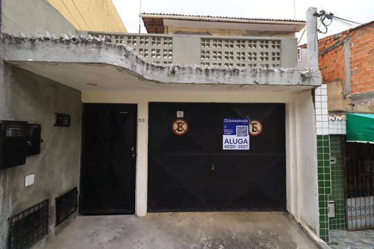 Casa para alugar com 3 quartos, 120m² em Alto do Coqueirinho, Salvador