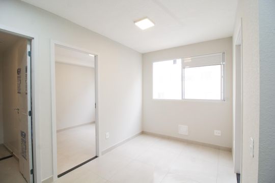 Sala de apartamento para alugar com 2 quartos, 33m² em Brasilândia, São Paulo