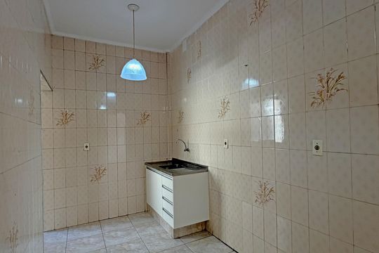 Cozinha e Área de Serviço de apartamento para alugar com 2 quartos, 114m² em Gonzaga, Santos