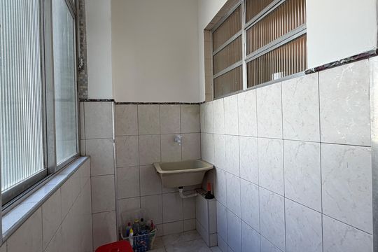 Cozinha e Área de Serviço de apartamento para alugar com 2 quartos, 114m² em Gonzaga, Santos