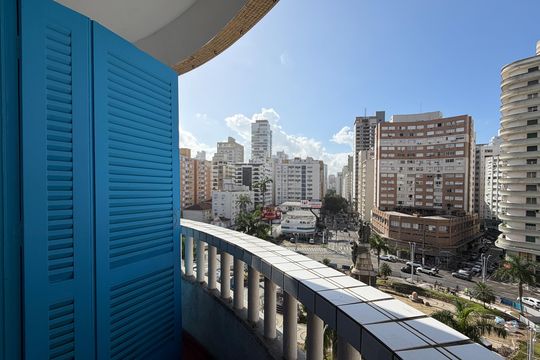 Sacada de apartamento para alugar com 2 quartos, 114m² em Gonzaga, Santos