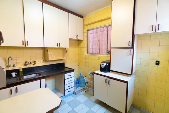 Cozinha de casa à venda com 4 quartos, 290m² em Indianópolis, São Paulo