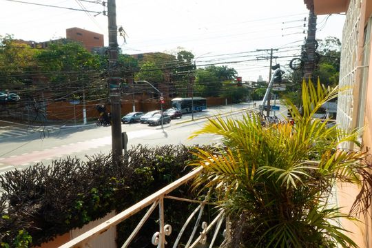 Varanda do quarto 1 de casa à venda com 4 quartos, 290m² em Indianópolis, São Paulo