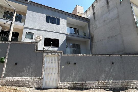 Fachada de casa de condomínio para alugar com 5 quartos, 350m² em Jacarepaguá, Rio de Janeiro