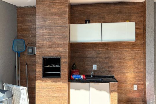 Churrasqueira de casa de condomínio para alugar com 5 quartos, 350m² em Jacarepaguá, Rio de Janeiro