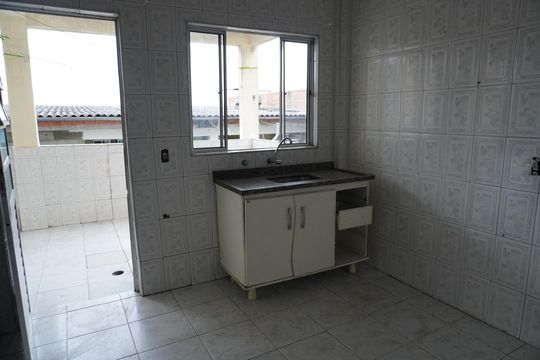 Casa para alugar com 2 quartos, 100m² em Jardim Santa Teresinha, São Paulo