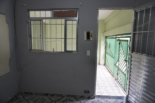 Casa para alugar com 2 quartos, 100m² em Jardim Santa Teresinha, São Paulo