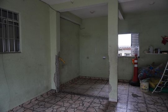 Área externa de casa para alugar com 2 quartos, 100m² em Jardim Santa Teresinha, São Paulo