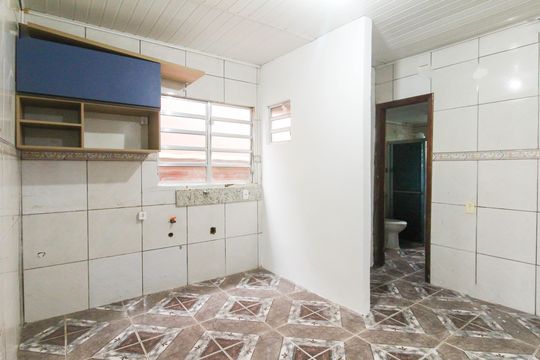 Cozinha de casa à venda com 2 quartos, 106m² em Mato Grande, Canoas