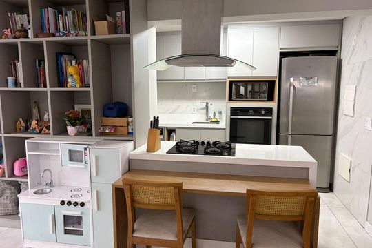 Cozinha de apartamento à venda com 2 quartos, 87m² em Jardim Caboré, São Paulo