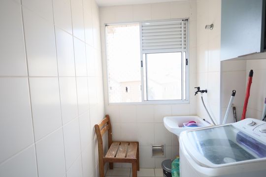 Cozinha e Área de Serviço de apartamento à venda com 2 quartos, 49m² em Conceicao, Osasco