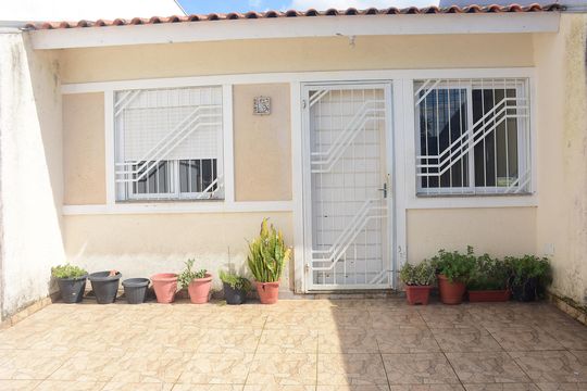 Casa para alugar com 3 quartos, 60m² em Jardim Betânia, Cachoeirinha