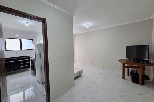 Sala de apartamento para alugar com 1 quarto, 51m² em Aviação, Praia Grande