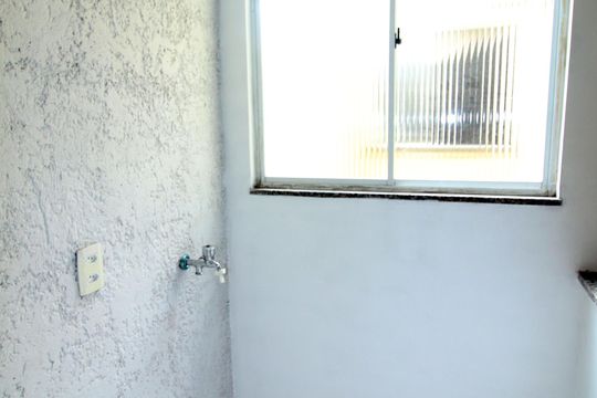 Cozinha e Área de Serviço de kitnet/studio para alugar com 1 quarto, 32m² em Cordovil, Rio de Janeiro