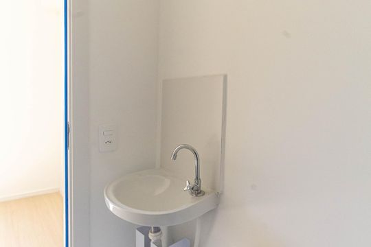 Banheiro de kitnet/studio à venda com 1 quarto, 17m² em Vila Aricanduva, São Paulo