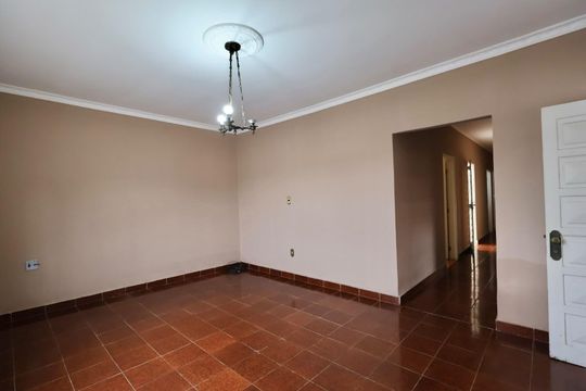 Sala de casa à venda com 3 quartos, 321m² em Vila Lemos, Campinas