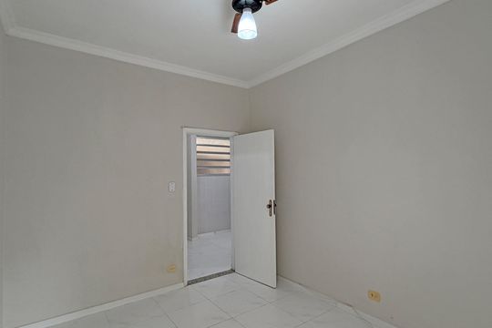 Quarto 2 de apartamento para alugar com 1 quarto, 62m² em Boqueirão, Santos
