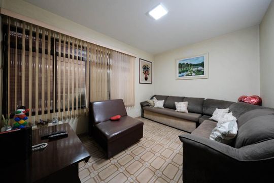 Casa à venda com 2 quartos, 143m² em Jardim Santa Maria, São Paulo