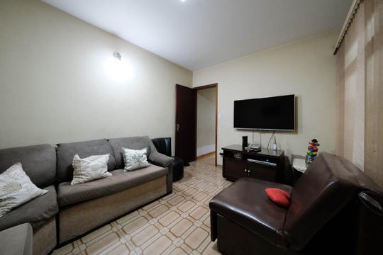 Sala de casa à venda com 2 quartos, 143m² em Jardim Santa Maria, São Paulo