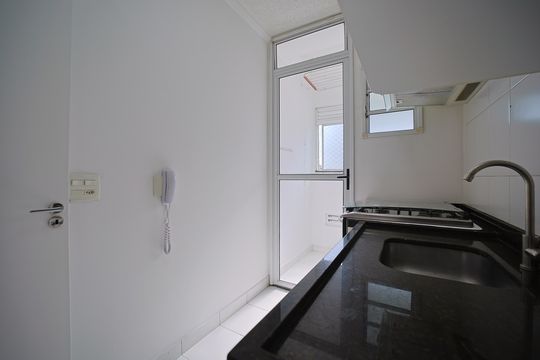 Cozinha de apartamento à venda com 2 quartos, 42m² em Vila Talarico, São Paulo