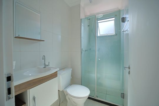 Banheiro de apartamento à venda com 2 quartos, 42m² em Vila Talarico, São Paulo