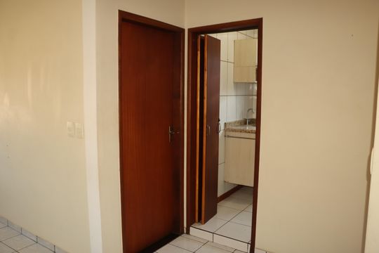 Casa para alugar com 2 quartos, 70m² em Vila Ester, São Paulo