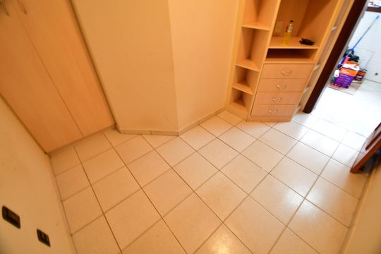 Quarto de Serviço de casa de condomínio para alugar com 4 quartos, 470m² em Loteamento Alphaville Campinas, Campinas