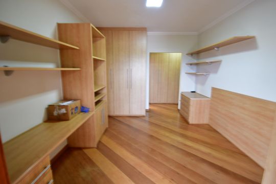 Quarto 2 - Suíte de casa de condomínio para alugar com 4 quartos, 470m² em Loteamento Alphaville Campinas, Campinas
