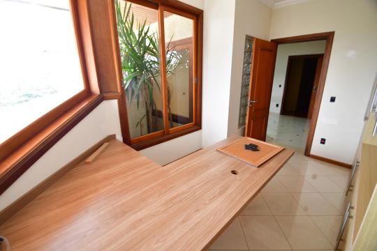 Escritório de casa de condomínio para alugar com 4 quartos, 470m² em Loteamento Alphaville Campinas, Campinas