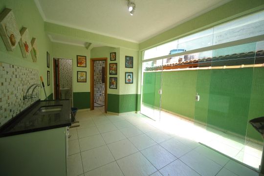 Área de serviço/ Quintal  de casa para alugar com 3 quartos, 127m² em Conjunto Residencial Pombeva, São Bernardo do Campo