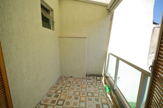 Varanda Suíte 1  de casa para alugar com 3 quartos, 127m² em Conjunto Residencial Pombeva, São Bernardo do Campo