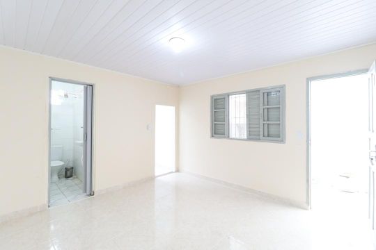Casa para alugar com 1 quarto, 30m² em Tremembé, São Paulo