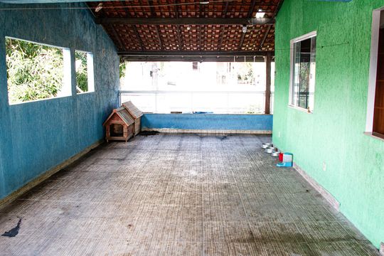 Casa à venda com 3 quartos, 234m² em Senador Vasconcelos, Rio de Janeiro