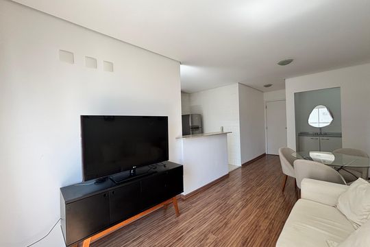 Sala de apartamento para alugar com 1 quarto, 55m² em Alphaville Industrial, Barueri