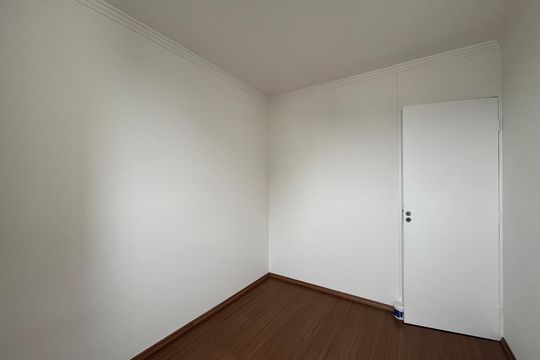 Quarto 2 de apartamento à venda com 2 quartos, 45m² em Jardim Iris, São Paulo