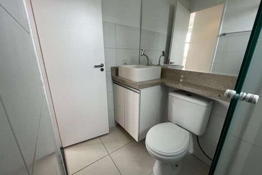 Banheiro de apartamento à venda com 2 quartos, 45m² em Jardim Iris, São Paulo