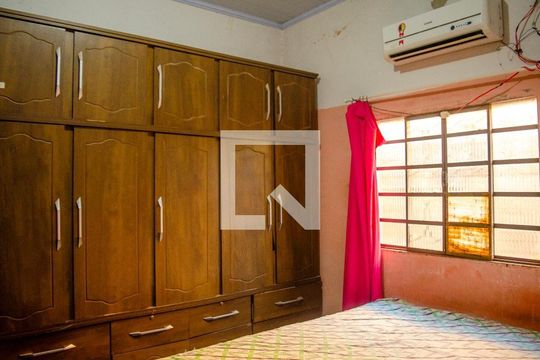 Casa à venda com 3 quartos, 487m² em Setor Grande Retiro, Goiânia