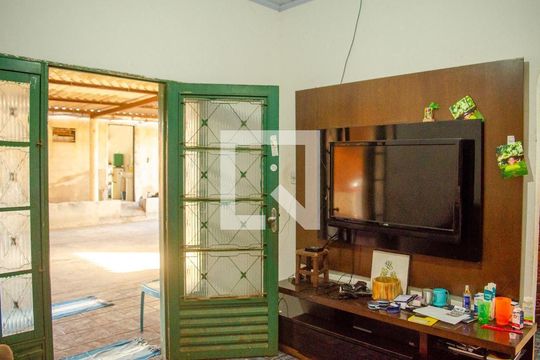 Casa à venda com 3 quartos, 487m² em Setor Grande Retiro, Goiânia