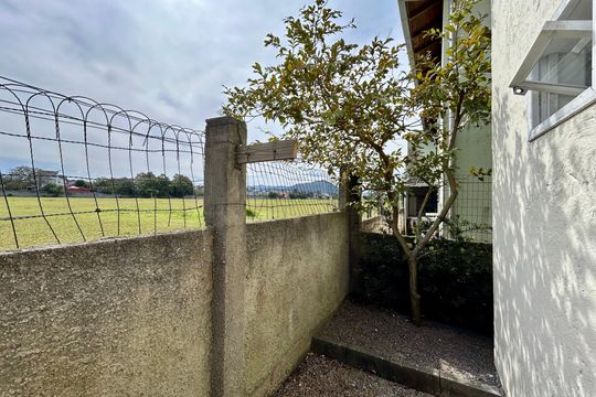 Área de Serviço de casa para alugar com 2 quartos, 70m² em Campeche, Florianópolis
