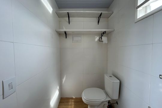 Área de Serviço / banheiro de casa para alugar com 2 quartos, 70m² em Campeche, Florianópolis